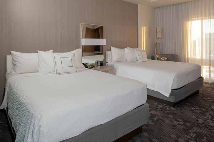 Imagen de la habitación del Hotel Courtyard By Marriott St. Louis West County. Foto 9