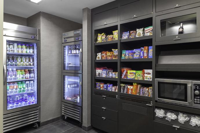 Imagen del bar/restaurante del Hotel Courtyard By Marriott St. Louis West County. Foto 3