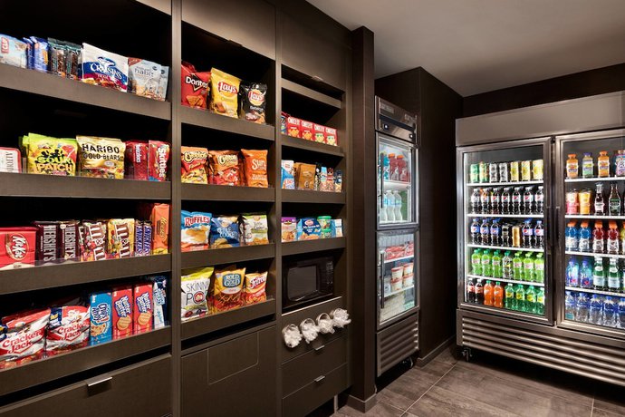Imagen de los interiores del Hotel Courtyard By Marriott St Paul Woodbury. Foto 11