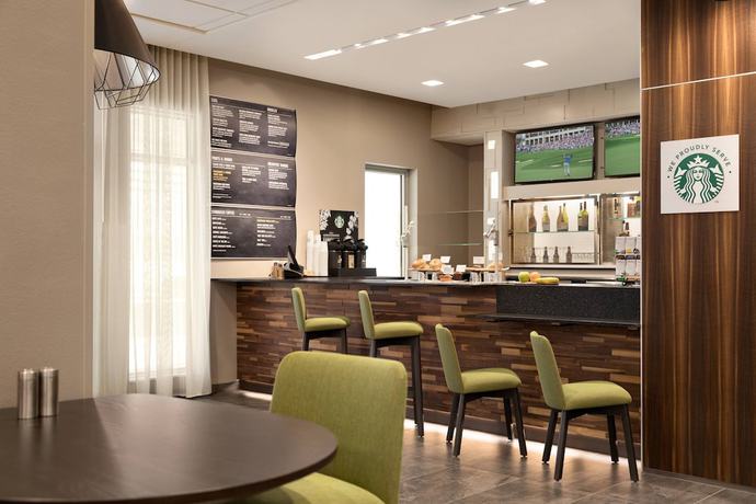 Imagen del bar/restaurante del Hotel Courtyard By Marriott St Paul Woodbury. Foto 2