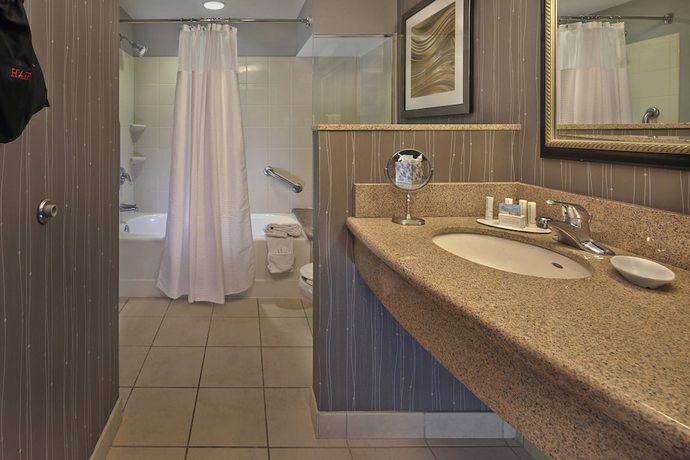 Imagen de la habitación del Hotel Courtyard By Marriott St. Petersburg Downtown. Foto 14