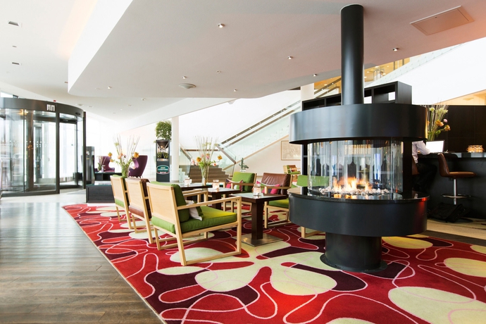 Imagen de los interiores del Hotel Courtyard By Marriott Stockholm Kungsholmen. Foto 16