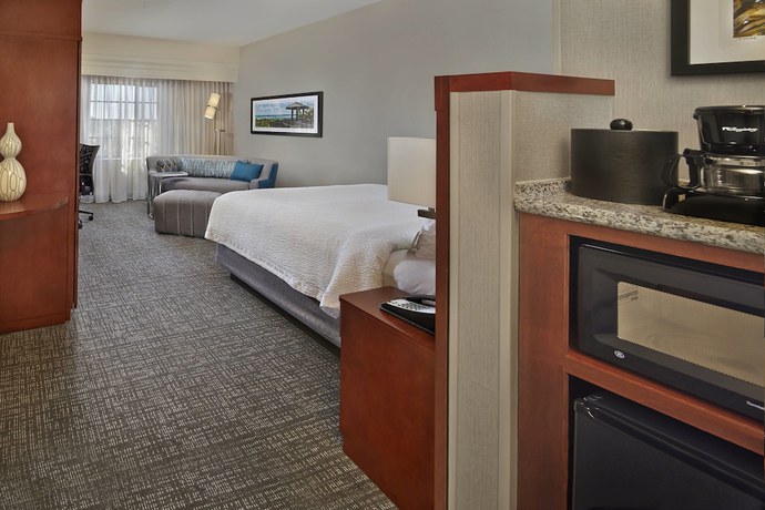 Imagen de la habitación del Hotel Courtyard By Marriott Stuart. Foto 4