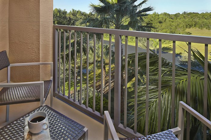 Imagen de la habitación del Hotel Courtyard By Marriott Stuart. Foto 11