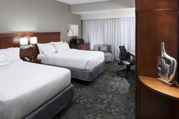 Imagen de la habitación del Hotel Courtyard By Marriott Suffolk Chesapeake. Foto 7