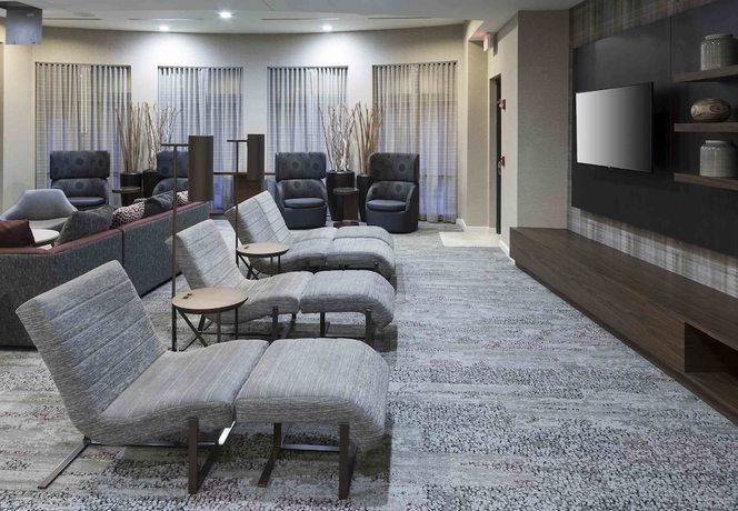 Imagen del bar/restaurante del Hotel Courtyard By Marriott Suffolk Chesapeake. Foto 3