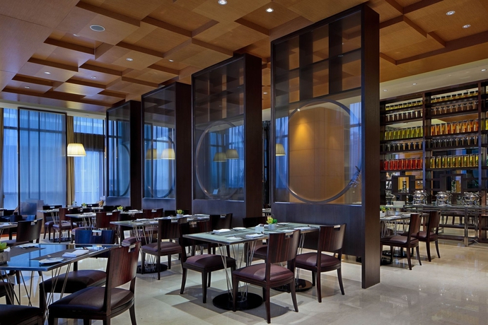Imagen del bar/restaurante del Hotel Courtyard By Marriott Suzhou. Foto 5