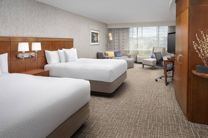 Imagen de la habitación del Hotel Courtyard By Marriott Tacoma Downtown. Foto 7