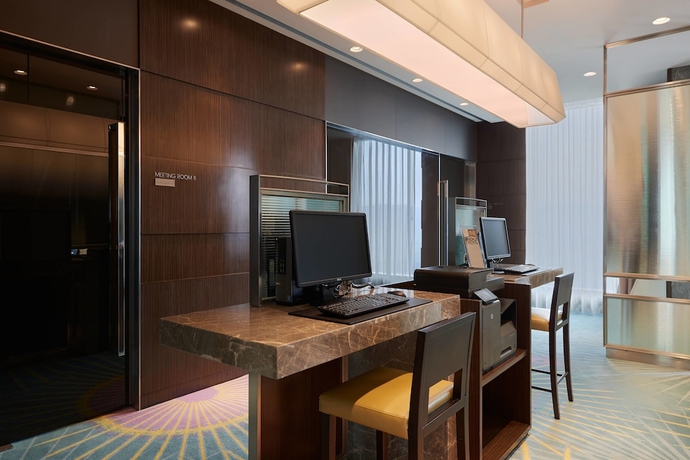 Imagen del bar/restaurante del Hotel Courtyard By Marriott Taipei. Foto 2