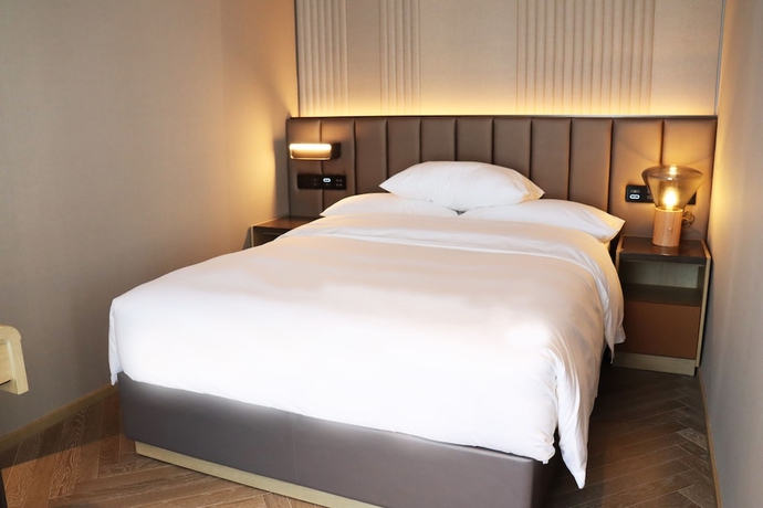 Imagen de la habitación del Hotel Courtyard By Marriott Taiyuan. Foto 9