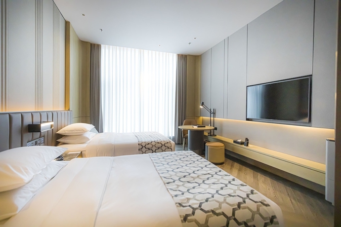 Imagen de la habitación del Hotel Courtyard By Marriott Taiyuan. Foto 13