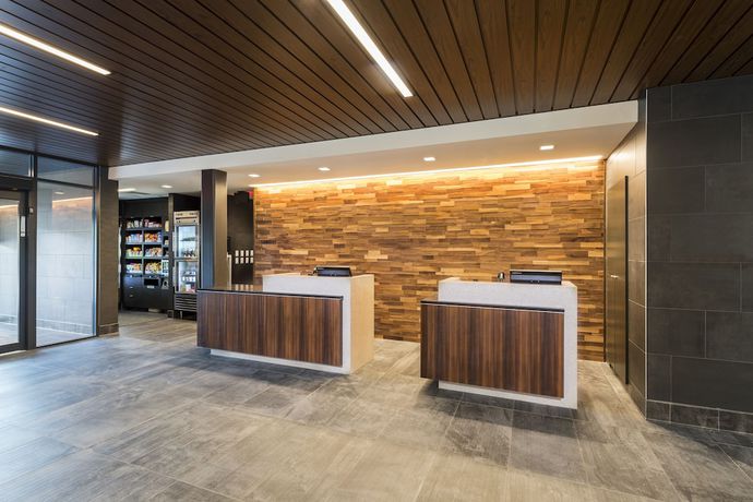 Imagen de los interiores del Hotel Courtyard By Marriott Tampa Northwest/veterans Exp. Foto 20