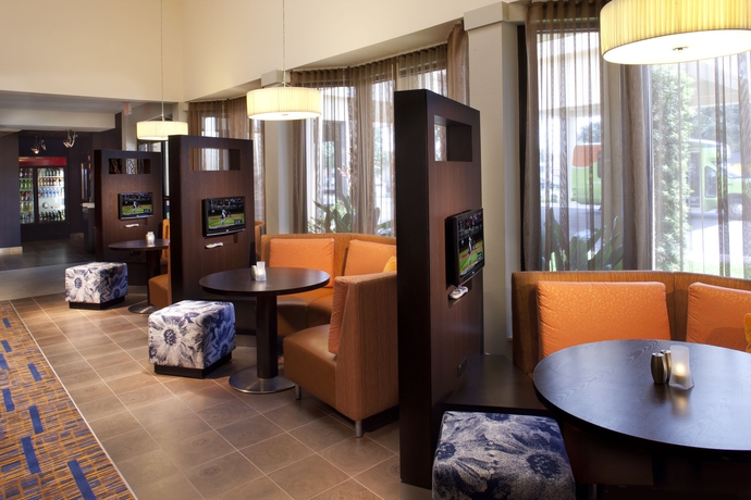Imagen de los interiores del Hotel Courtyard By Marriott Tampa Westshore/airport. Foto 5