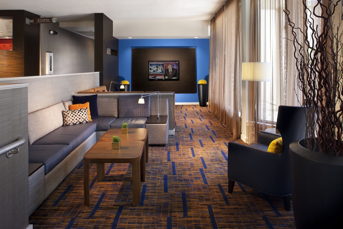 Imagen de los interiores del Hotel Courtyard By Marriott Tampa Westshore/airport. Foto 6