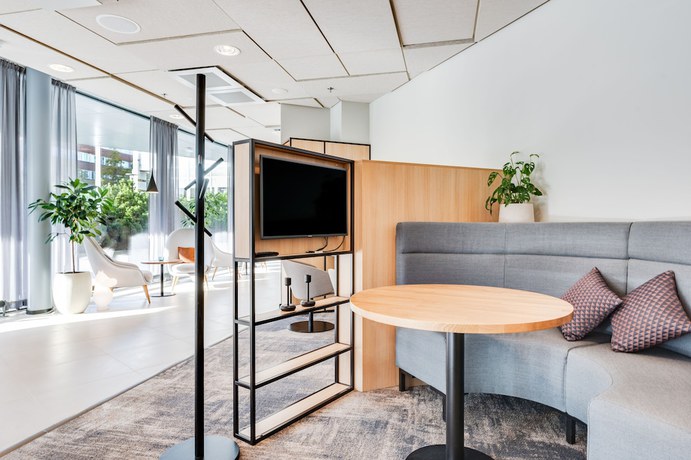 Imagen de los interiores del Hotel Courtyard By Marriott Tampere City. Foto 16