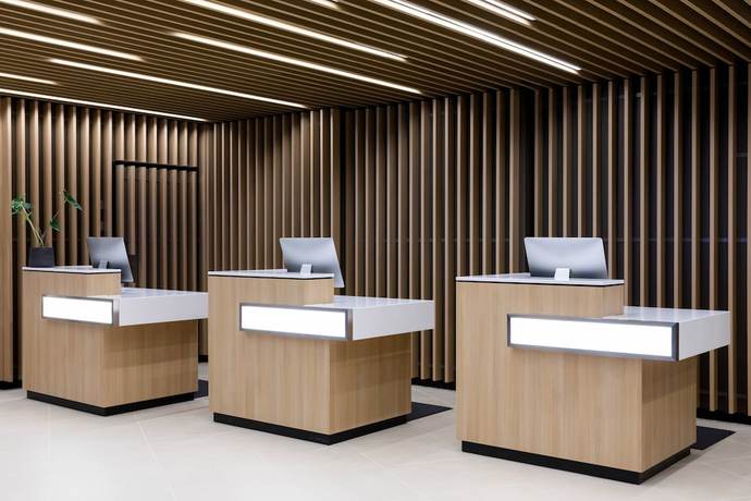 Imagen de los interiores del Hotel Courtyard By Marriott Tampere City. Foto 17