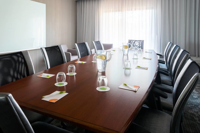 Imagen de la habitación del Hotel Courtyard By Marriott Toledo Maumee/arrowhead. Foto 10