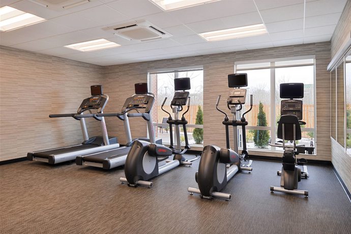 Imagen de los interiores del Hotel Courtyard By Marriott Toledo North. Foto 16