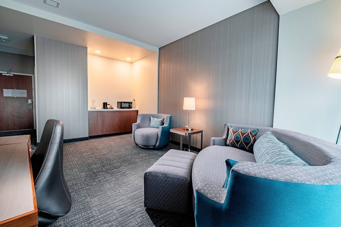 Imagen de la habitación del Hotel Courtyard By Marriott Toledo West. Foto 5