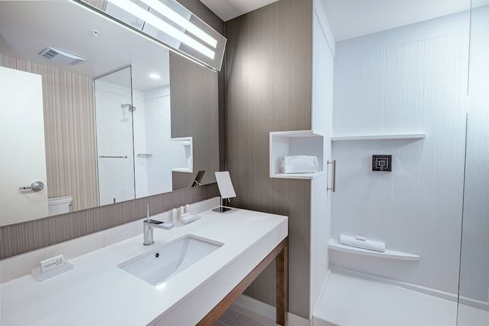 Imagen de la habitación del Hotel Courtyard By Marriott Toledo West. Foto 12