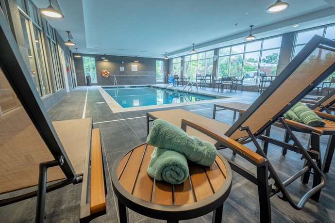 Imagen de los interiores del Hotel Courtyard By Marriott Toledo West. Foto 15