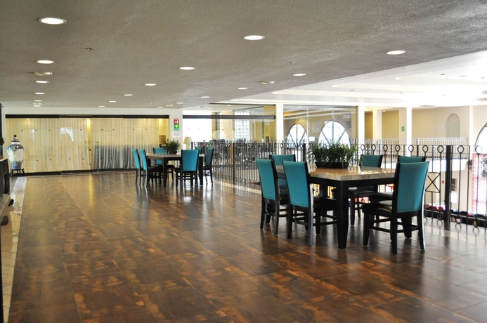 Imagen del bar/restaurante del Hotel Courtyard By Marriott Toluca Airport. Foto 4