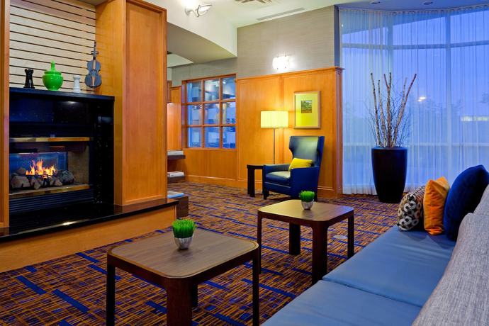 Imagen de los interiores del Hotel Courtyard By Marriott Toronto Mississauga/meadowvale. Foto 12