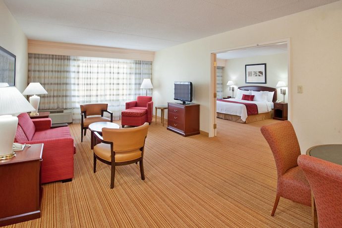 Imagen de la habitación del Hotel Courtyard By Marriott Toronto Mississauga/meadowvale. Foto 8