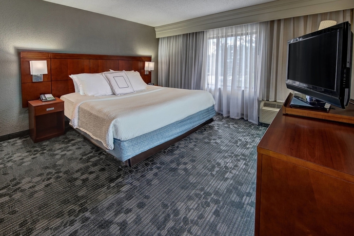 Imagen de la habitación del Hotel Courtyard By Marriott Troy. Foto 12