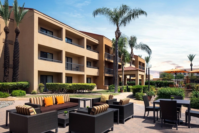 Imagen general del Hotel Courtyard By Marriott Tucson Airport. Foto 3