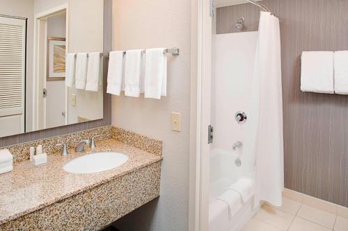 Imagen general del Hotel Courtyard By Marriott Tucson Williams Centre. Foto 15