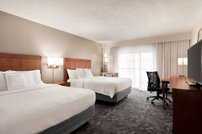 Imagen de la habitación del Hotel Courtyard By Marriott Tulsa Central. Foto 12