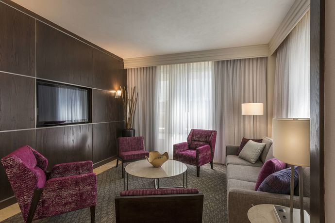 Imagen de la habitación del Hotel Courtyard By Marriott Tulsa Downtown. Foto 5