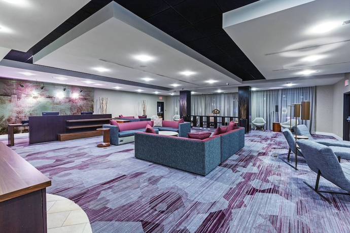 Imagen de los interiores del Hotel Courtyard By Marriott Tulsa Woodland Hills. Foto 16