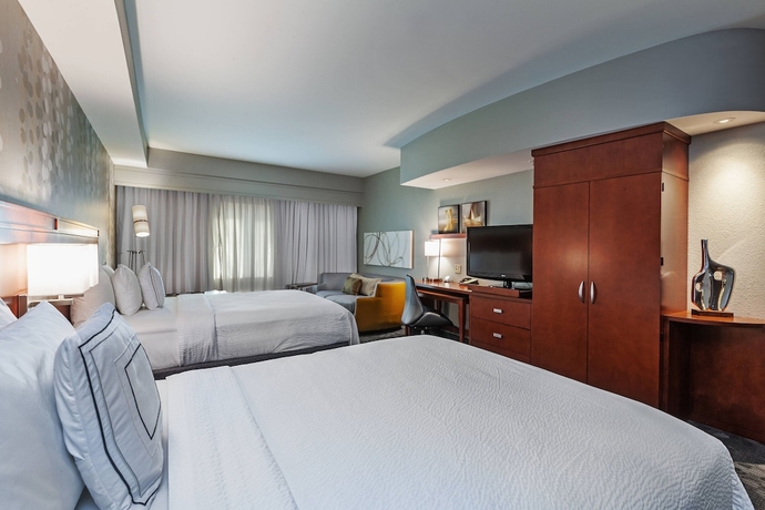 Imagen de la habitación del Hotel Courtyard By Marriott Tulsa Woodland Hills. Foto 11