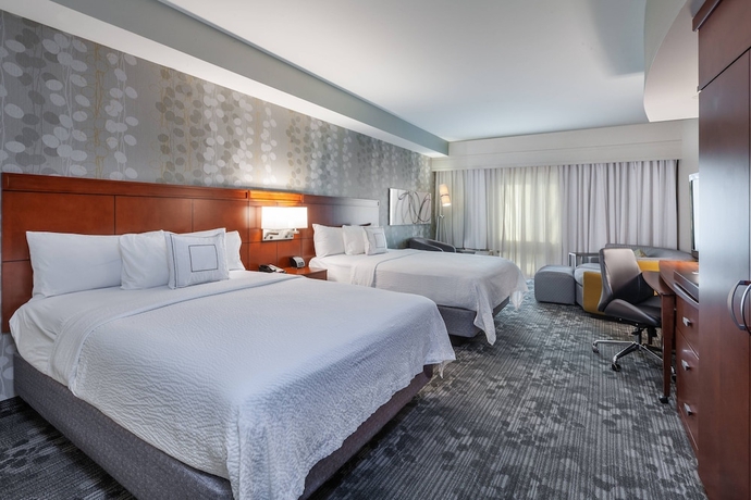 Imagen de la habitación del Hotel Courtyard By Marriott Tulsa Woodland Hills. Foto 12