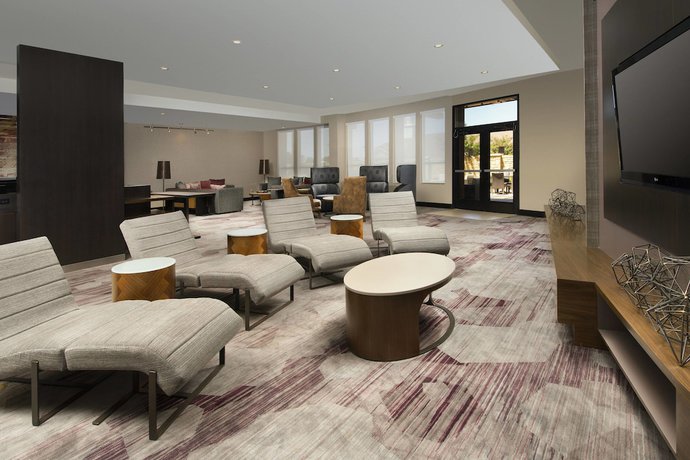 Imagen de los interiores del Hotel Courtyard By Marriott Tyler. Foto 19