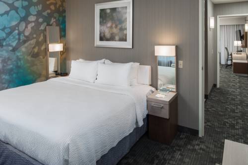 Imagen de la habitación del Hotel Courtyard By Marriott Vacaville. Foto 3