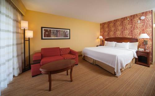 Imagen de la habitación del Hotel Courtyard By Marriott Valdosta. Foto 5