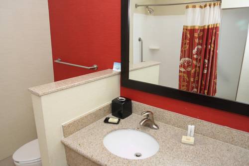 Imagen de la habitación del Hotel Courtyard By Marriott Victorville Hesperia. Foto 5