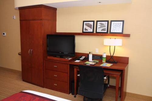 Imagen de la habitación del Hotel Courtyard By Marriott Victorville Hesperia. Foto 6
