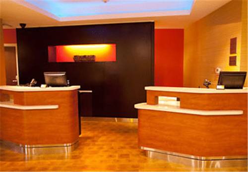 Imagen de la habitación del Hotel Courtyard By Marriott Victorville Hesperia. Foto 8
