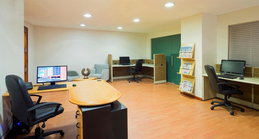 Imagen de los interiores del Hotel Courtyard By Marriott Villahermosa Tabasco. Foto 12