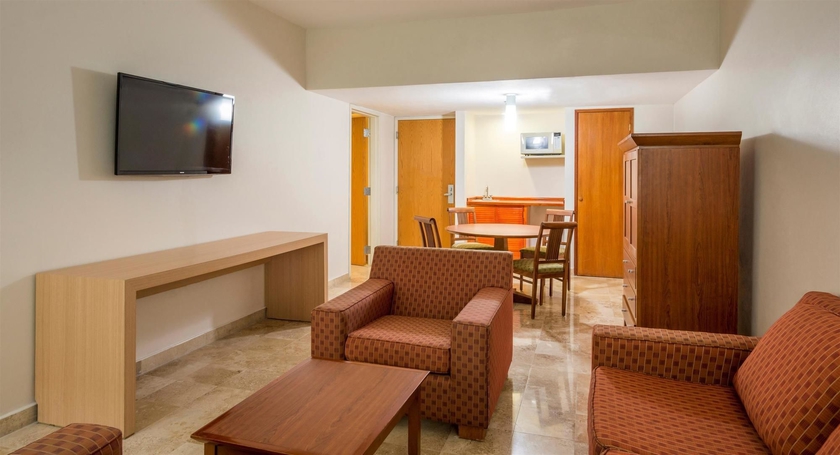 Imagen de la habitación del Hotel Courtyard By Marriott Villahermosa Tabasco. Foto 4