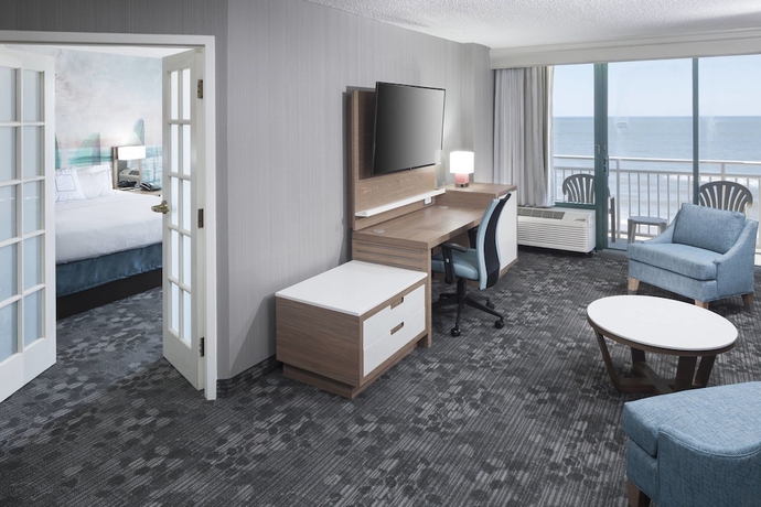 Imagen de la habitación del Hotel Courtyard By Marriott Virginia Beach Oceanfront South. Foto 14