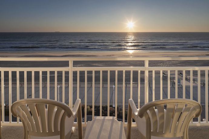 Imagen de la habitación del Hotel Courtyard By Marriott Virginia Beach Oceanfront/north 37th Street. Foto 3