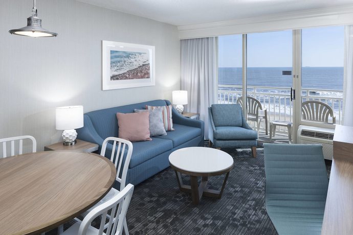 Imagen de la habitación del Hotel Courtyard By Marriott Virginia Beach Oceanfront/north 37th Street. Foto 9