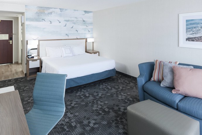 Imagen de la habitación del Hotel Courtyard By Marriott Virginia Beach Oceanfront/north 37th Street. Foto 12