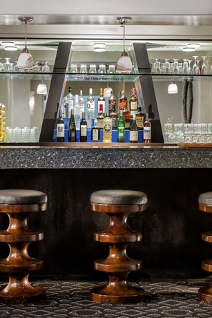 Imagen del bar/restaurante del Hotel Courtyard By Marriott Washington, Dc Dupont Circle. Foto 2