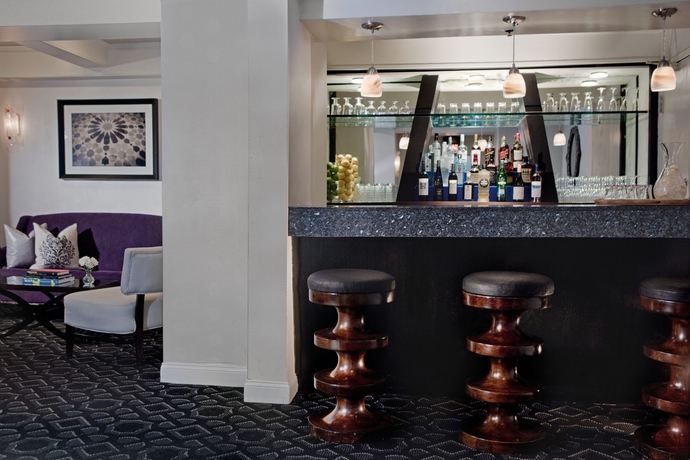Imagen del bar/restaurante del Hotel Courtyard By Marriott Washington, Dc Dupont Circle. Foto 5